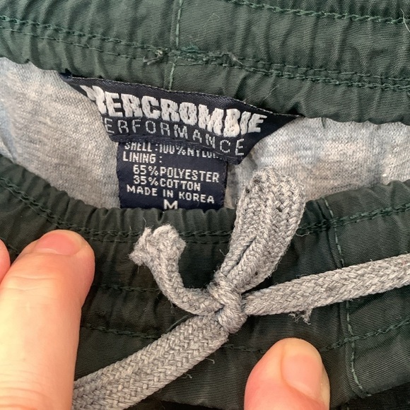 Abercrombie Thrashed Men’s Medium Wind Track Pants Joggers Lined Dark Green - Picture 2 of 8